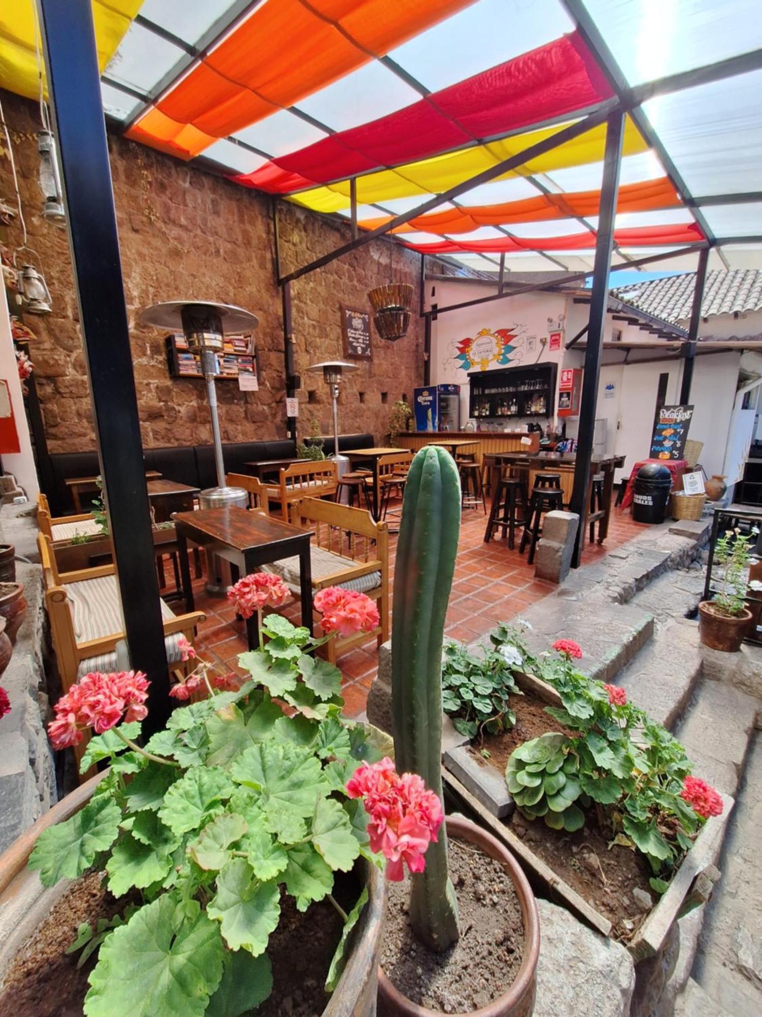 Intro Hostels Cuzco Exterior foto